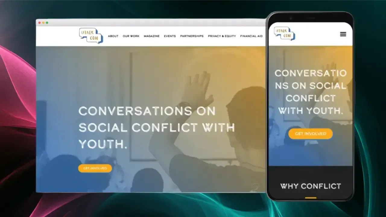 Captura de pantalla que muestra un sitio web sobre conflicto social con jóvenes, exhibido en una pantalla de computadora y un teléfono inteligente, con un encabezado con el texto "Conversaciones sobre Conflicto Social con Jóvenes" contra un fondo de una mano levantada, enfatizando la importancia del compromiso y participación juvenil.
