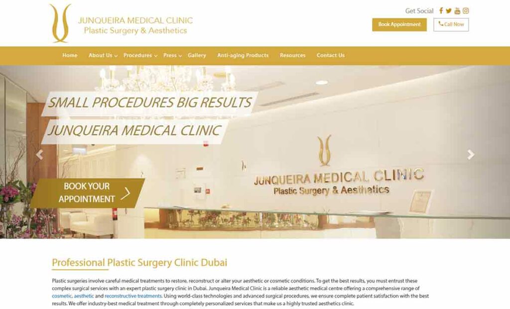 A screenshot of the Junquiera Medical Clinic plastic surgeon website.