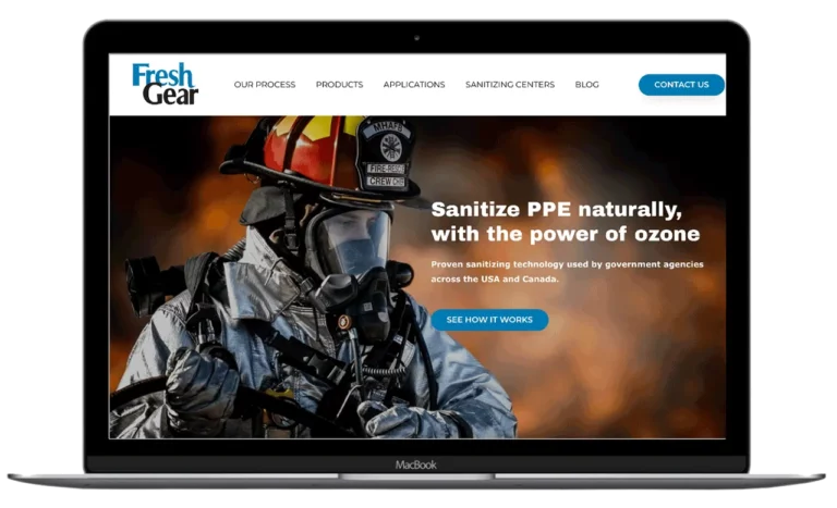 Un ejemplo de sitio web para una pequeña empresa en un portátil, Fresh Gear.